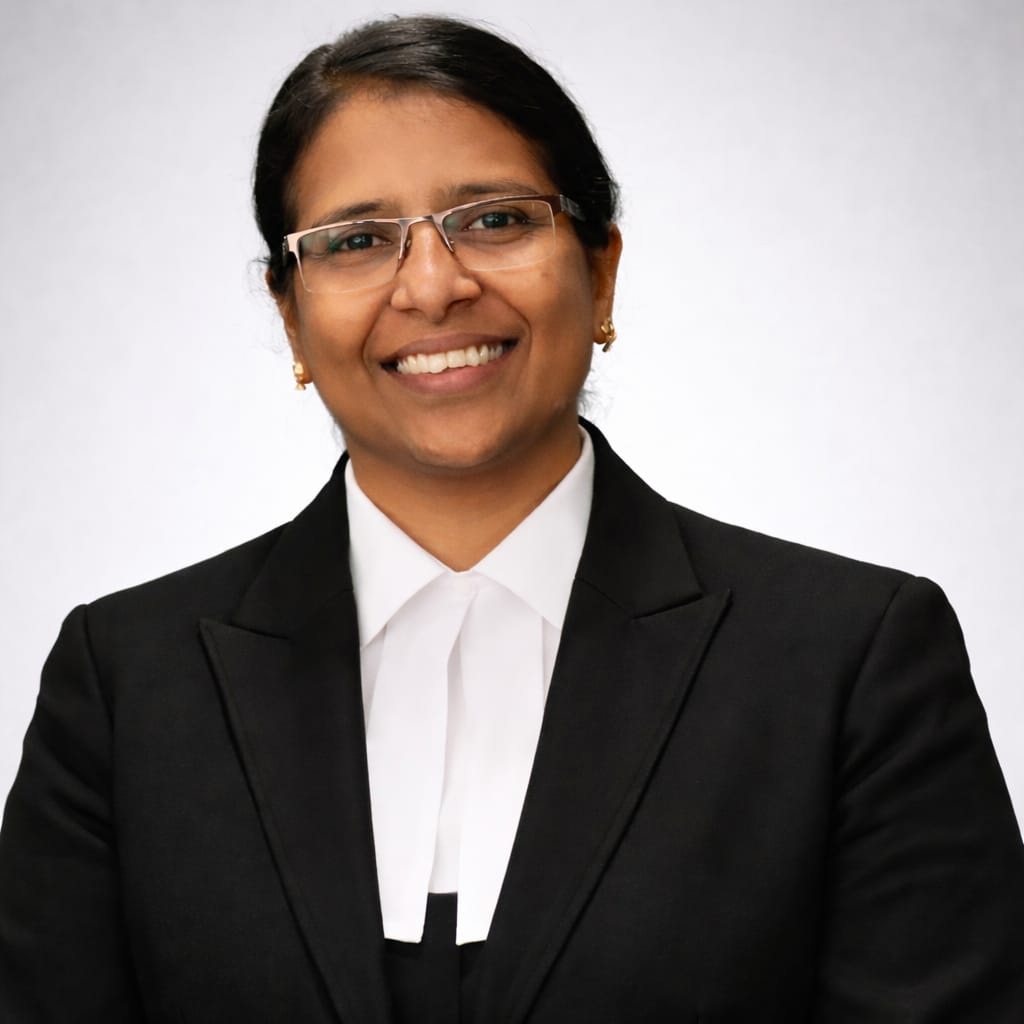 Adv. Sofia O C